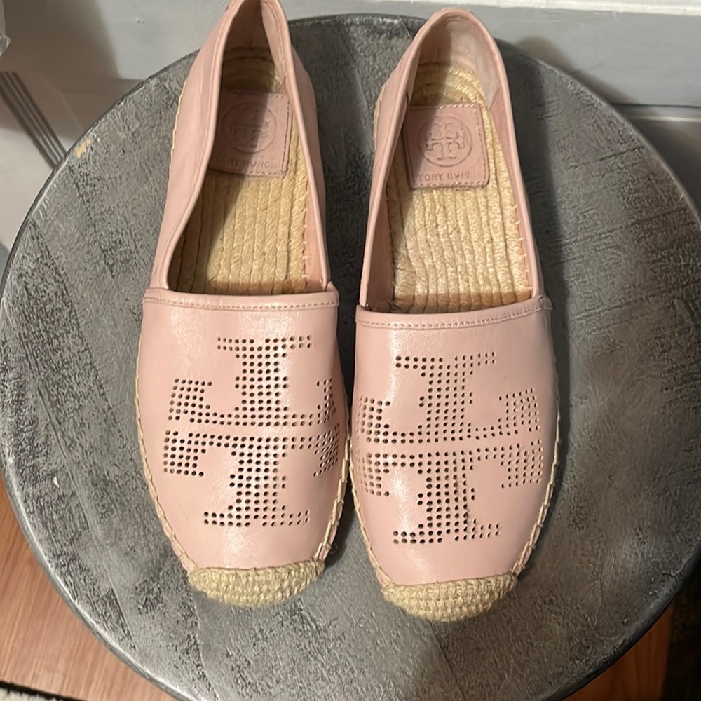 Tory Burch in great condition